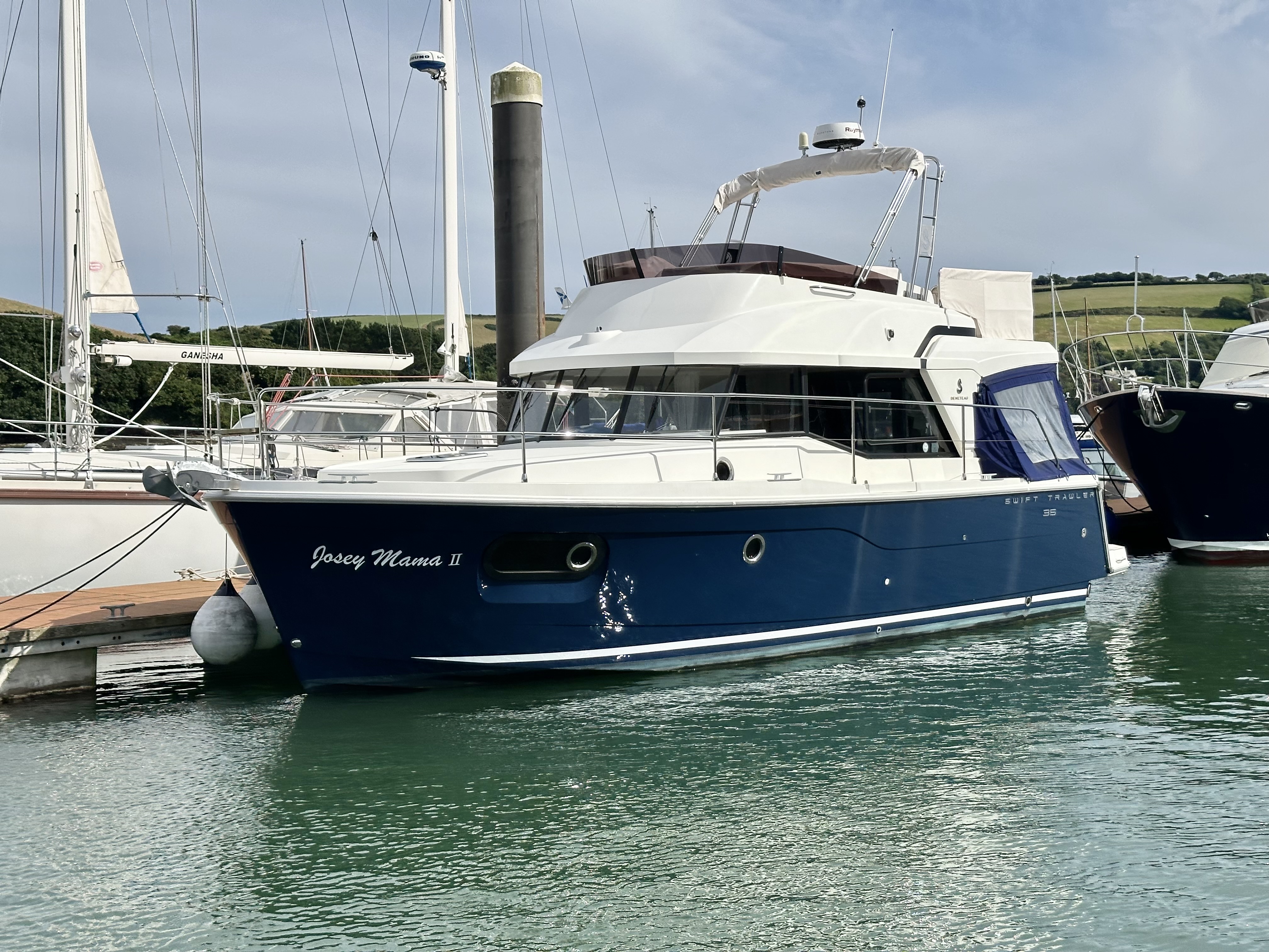 Beneteau Swift Trawler 35 For Sale 2020