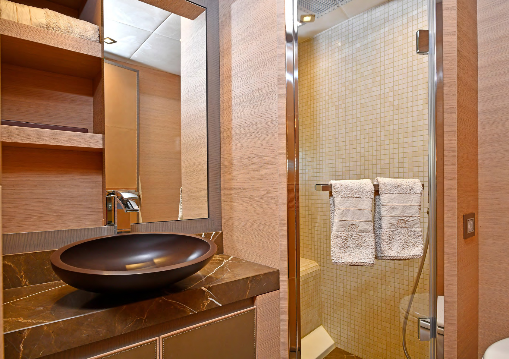 Monte Carlo Yacht 70 VIP Bathroom