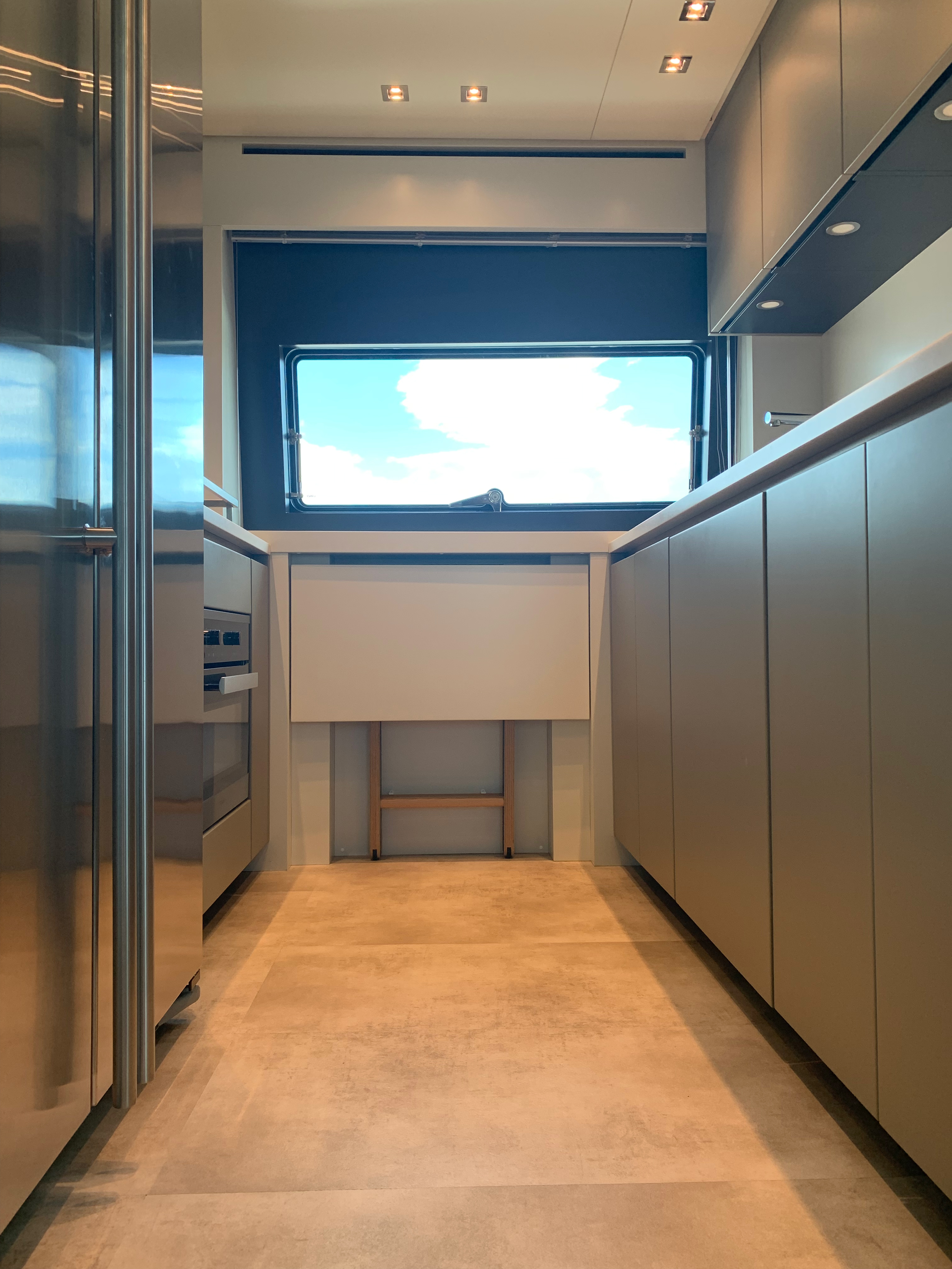 Sanlorenzo SX76 Galley