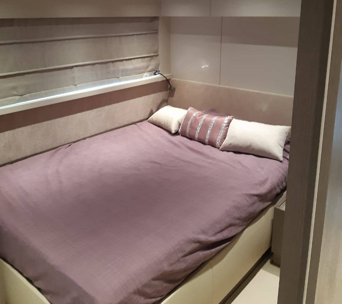Sanlorenzo SX76 Stbd Guest Cabin