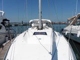 Foredeck on Bavaria 37