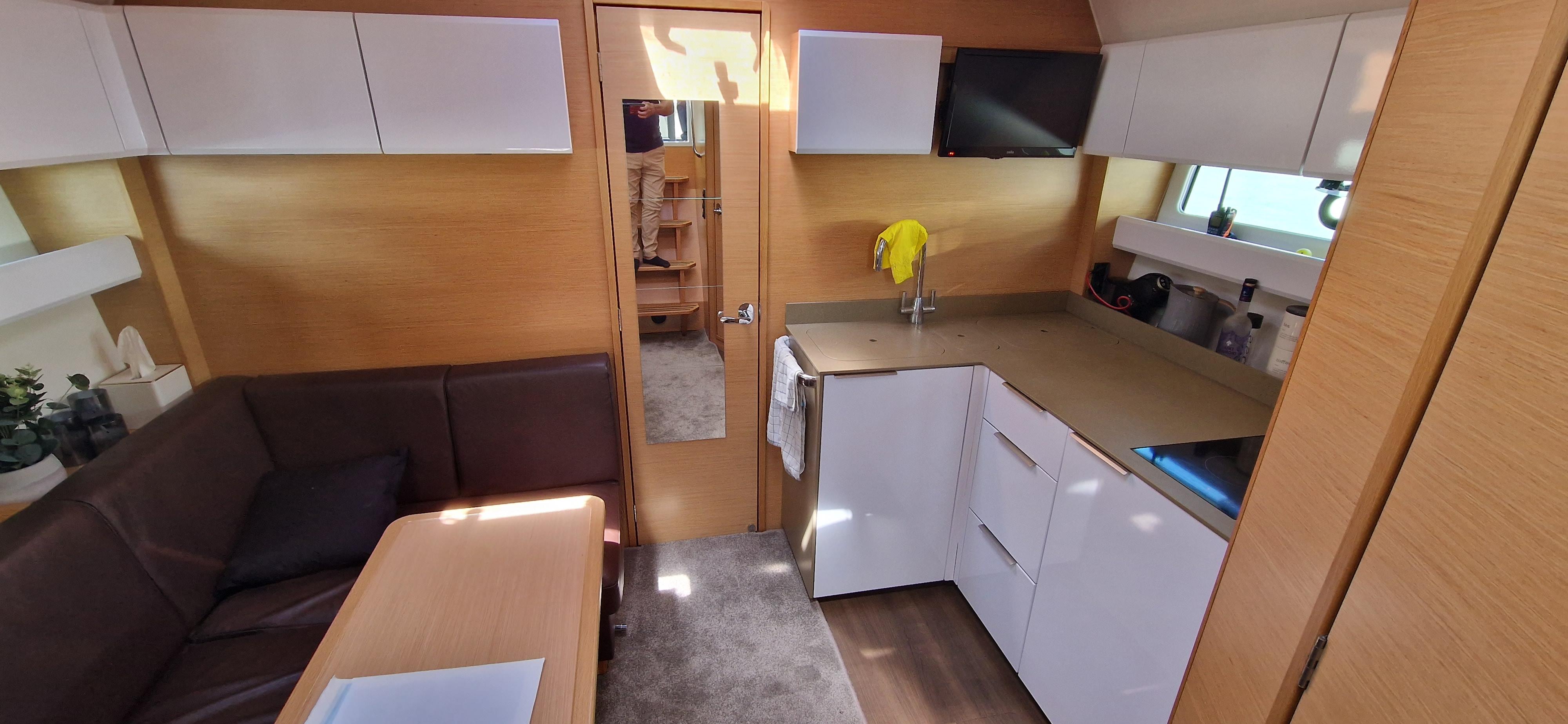 2015 Bavaria Sport 400 Coupe