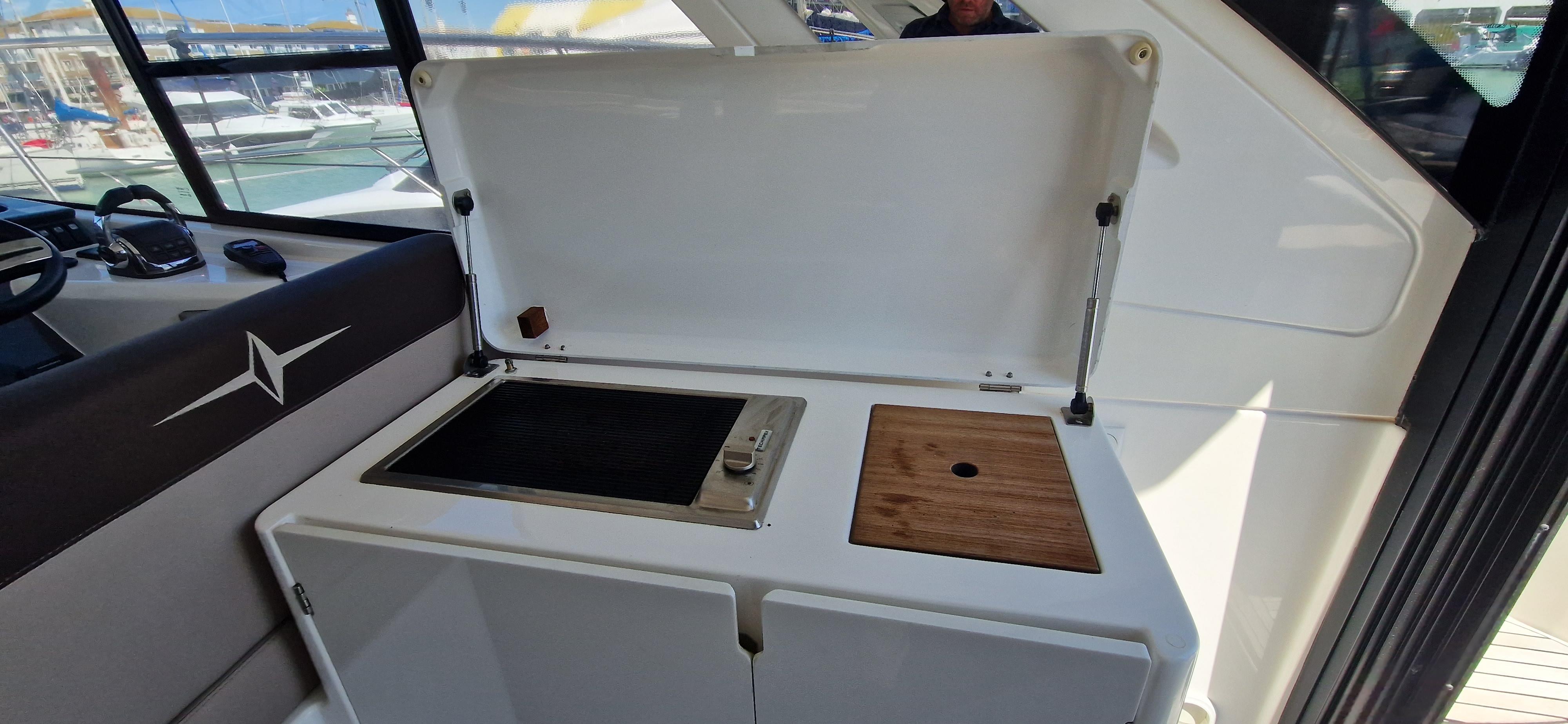 2015 Bavaria Sport 400 Coupe