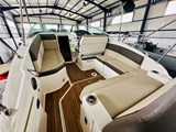 Sea Ray 260 Sundancer Cockpit