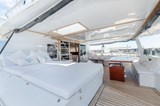 Cockpit sunbed