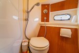 2009 Sealine F37 for sale - Heads