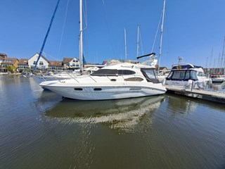 2009 Sealine F37 for sale
