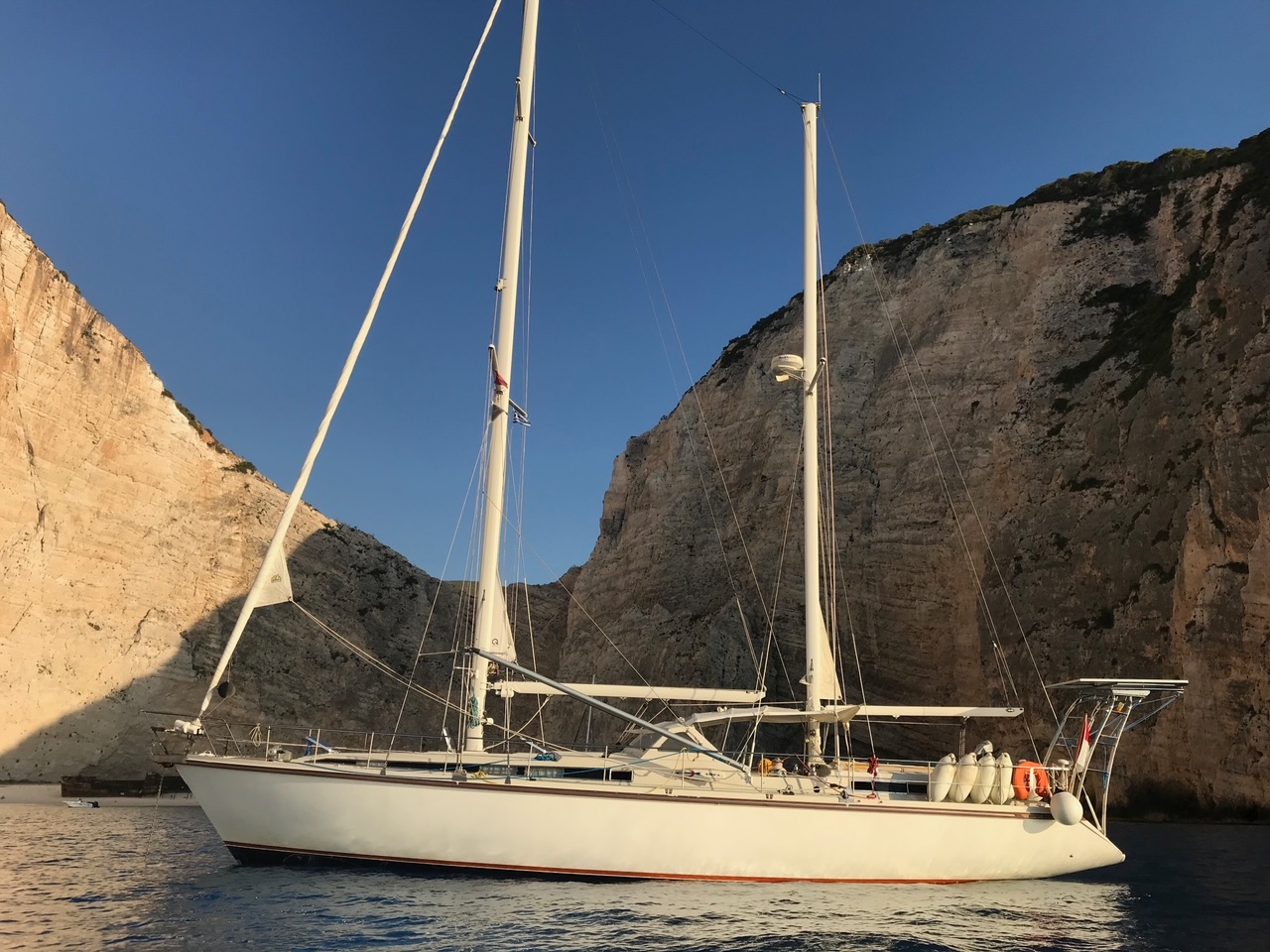 2002 Amel Super Maramu 2000